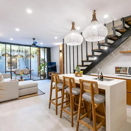 Luxe Private Townhouse In Canggu - The Atelier